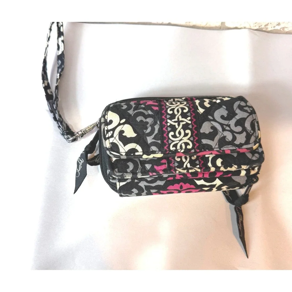 Vera Bradley Wristlet Wallet Black Floral Print‎ Organizer Clutch